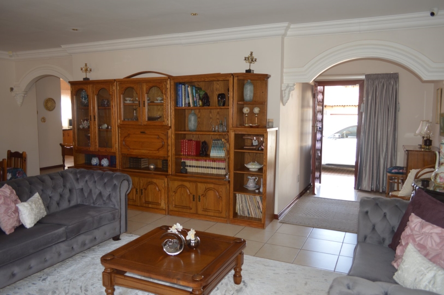 3 Bedroom Property for Sale in Wilkoppies North West